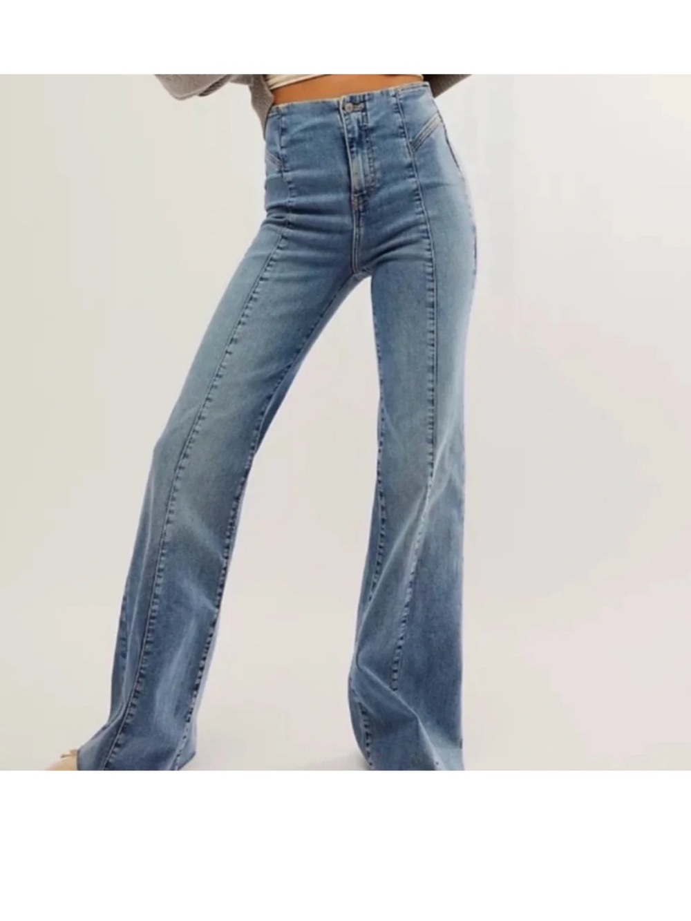 We The Free Curvy Light Blue High-Rise Straight Leg Jeans with Frayed Hem Size26